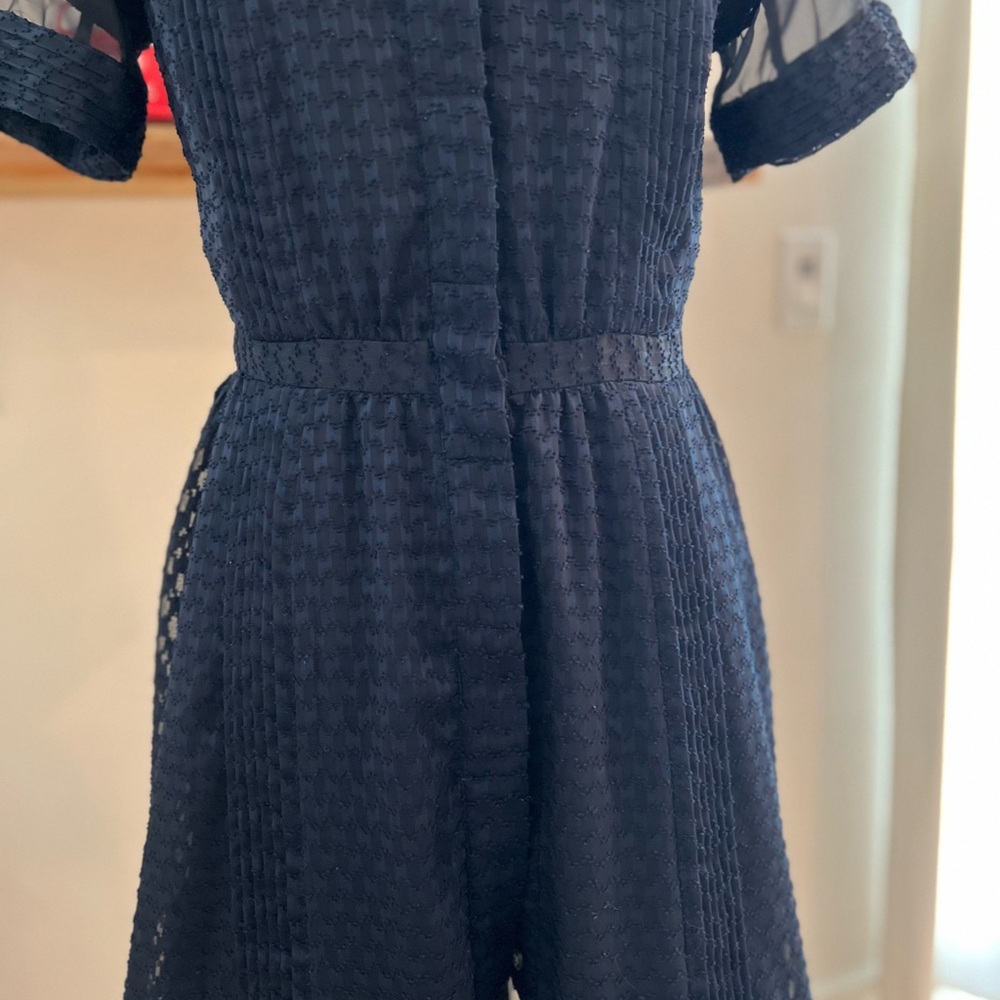 Banana Republic Geo Lace Sheer Panel Navy short Sleeve Dress - Picture 4 of 11